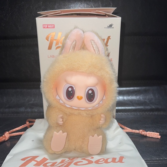 BABA ~ AUTHENTIC HAVE A SEAT LABUBU ~ POPMART - Picture 2 of 5